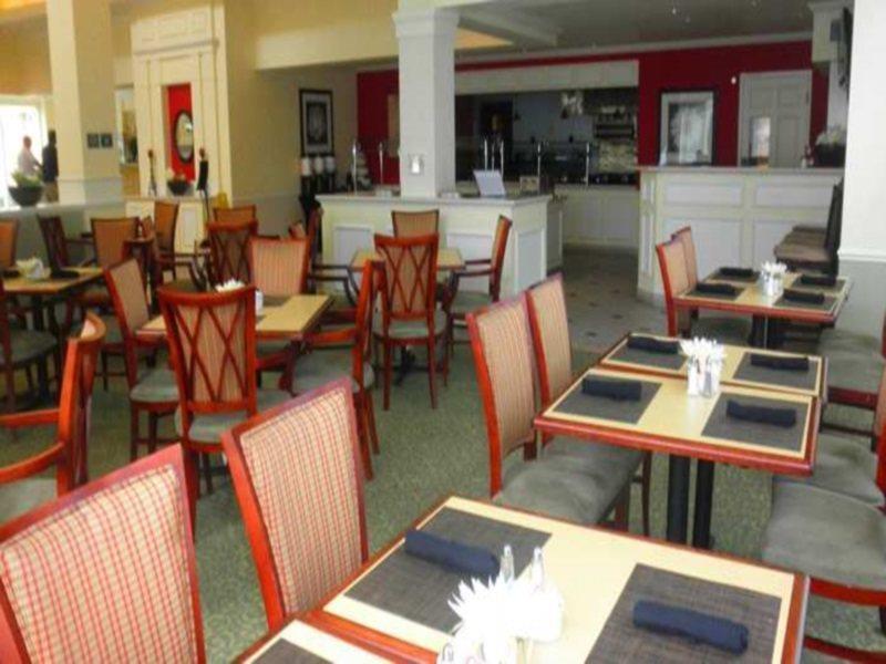 Hilton Garden Inn Orlando Airport Restaurant photo